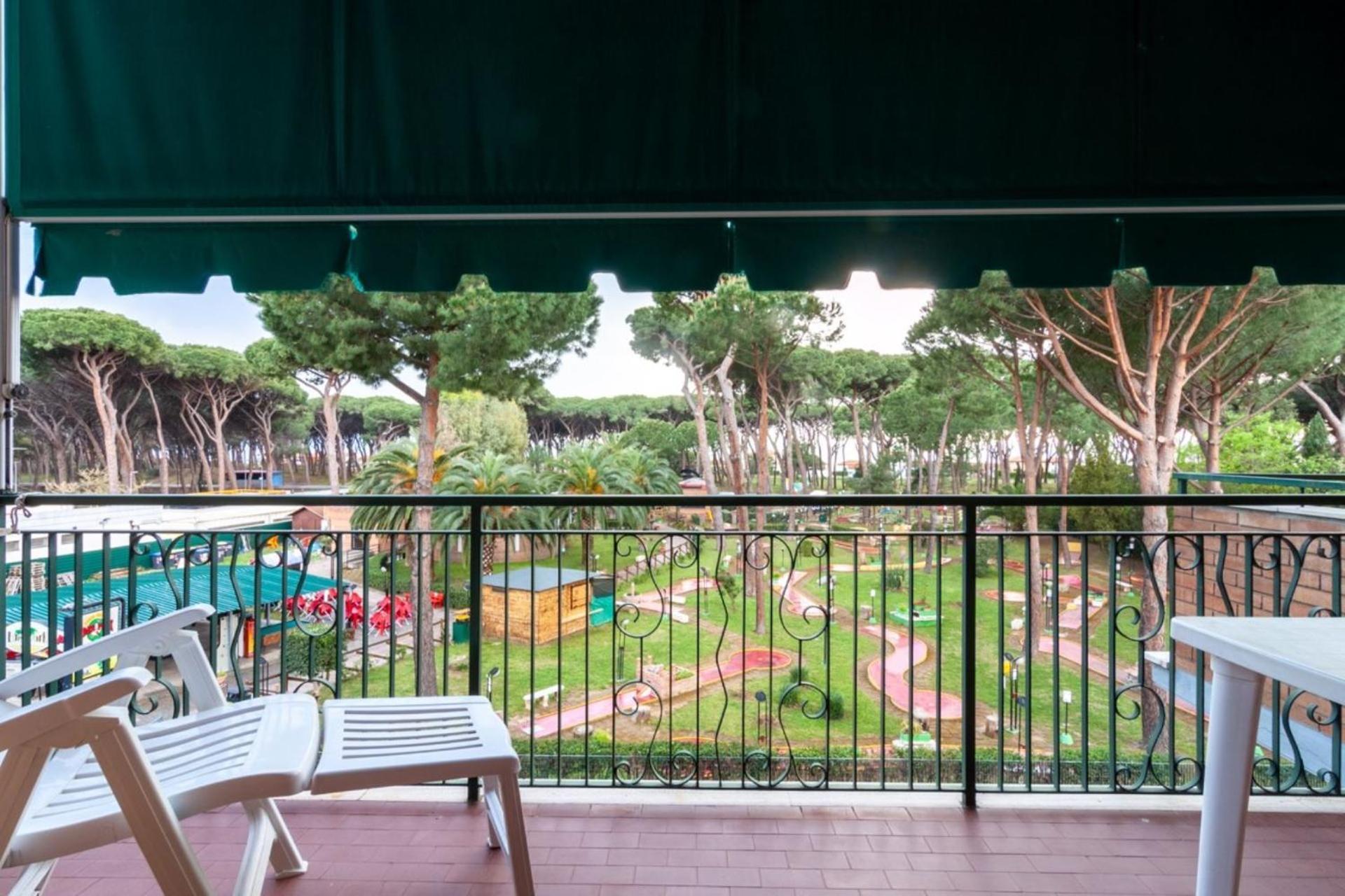 Az Apartment Follonica